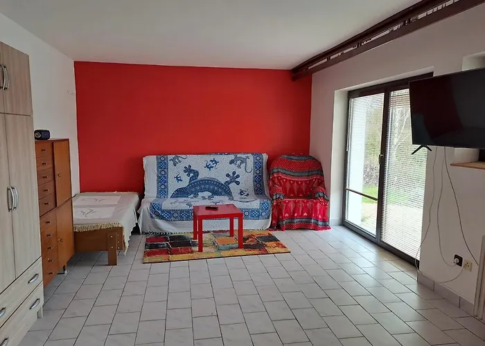 V Rodinnem Se Sdilenou Koupelnou * Cernosice